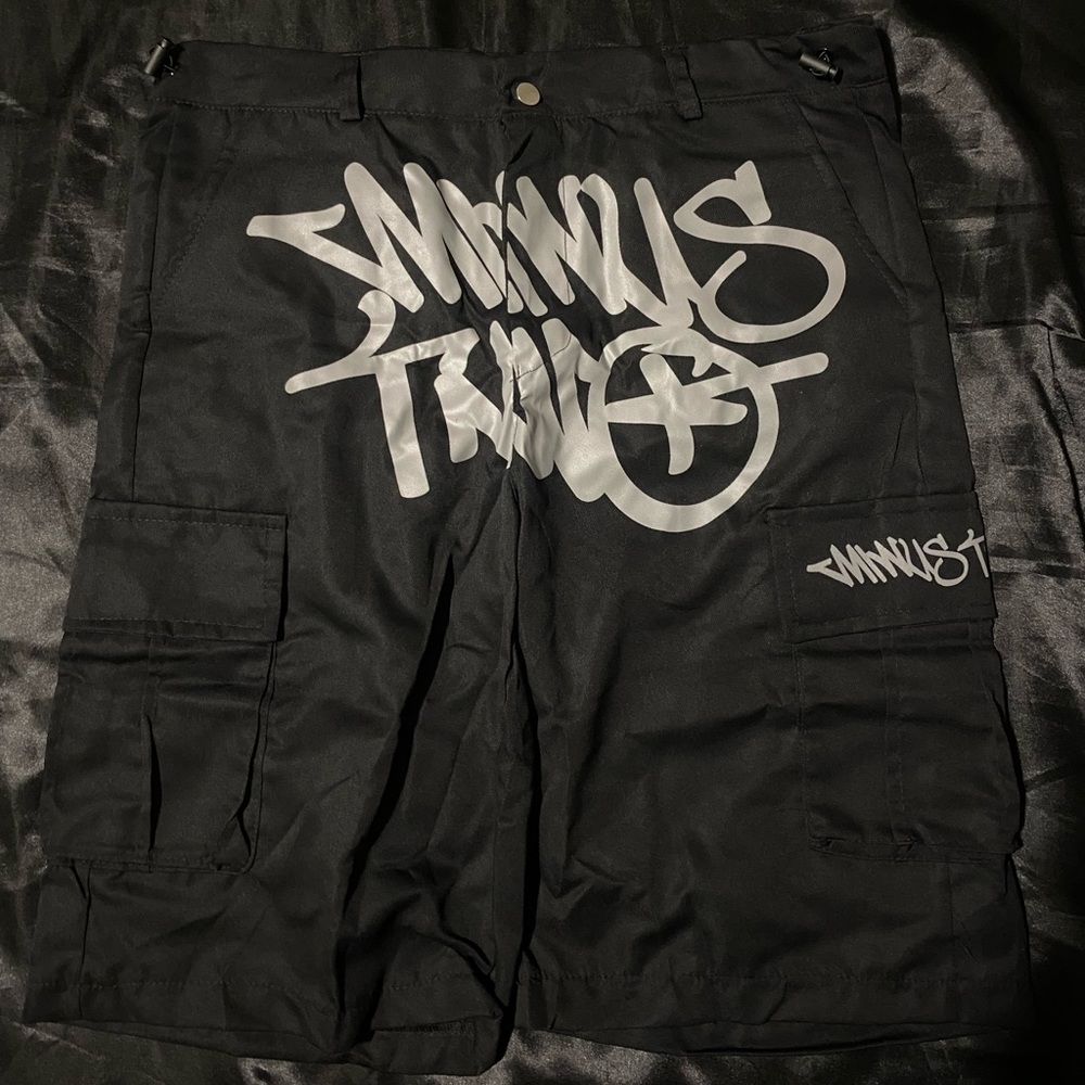 Minus-two Cargo shorts
